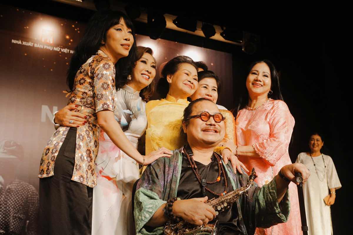 1z.900.ca-si-khanh-ly-hat-cung-nguon-coi-121