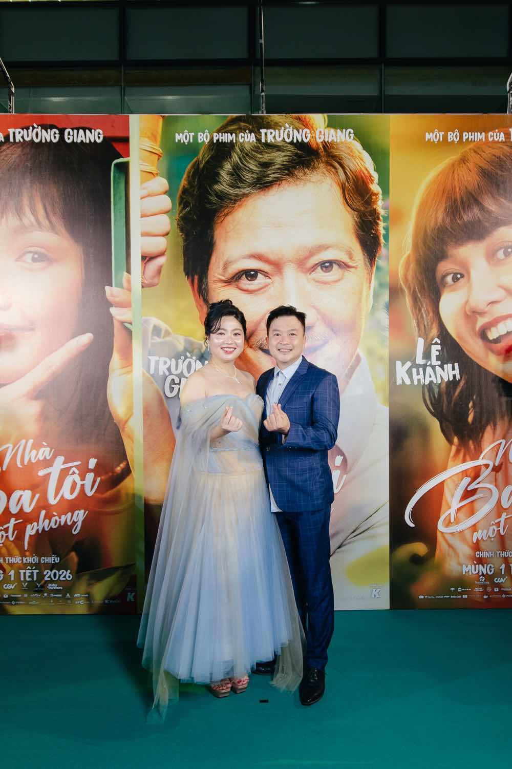 1z.961.phim-tet-nha-ba-toi-mot-phong-truong-giang-truyen-thong-spotlight-vietnam-125