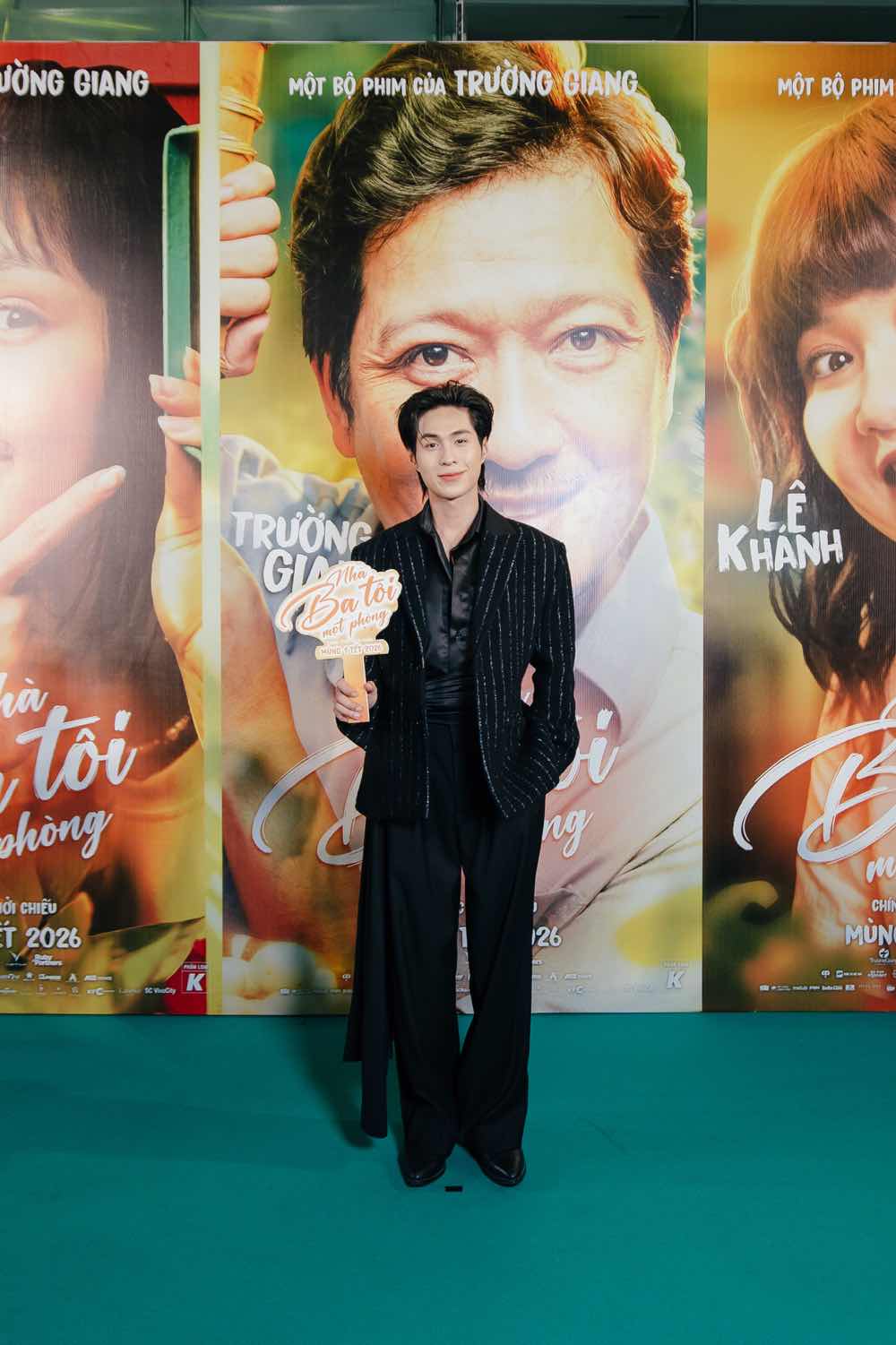 1z.961.phim-tet-nha-ba-toi-mot-phong-truong-giang-truyen-thong-spotlight-vietnam-95