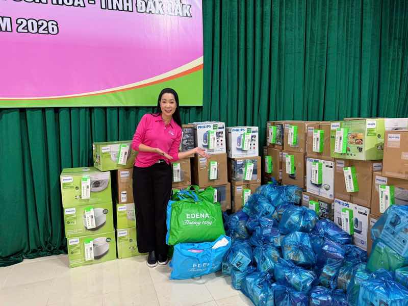 1z.989.nsnd-trinh-kim-chi-thien-nguyen-truyen-thong-spotlight-vietnam-20