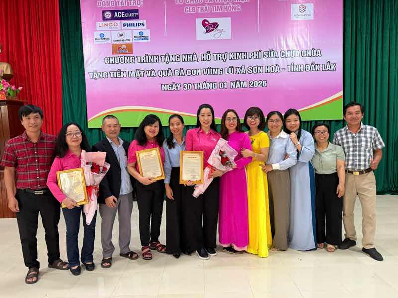 1z.989.nsnd-trinh-kim-chi-thien-nguyen-truyen-thong-spotlight-vietnam-21