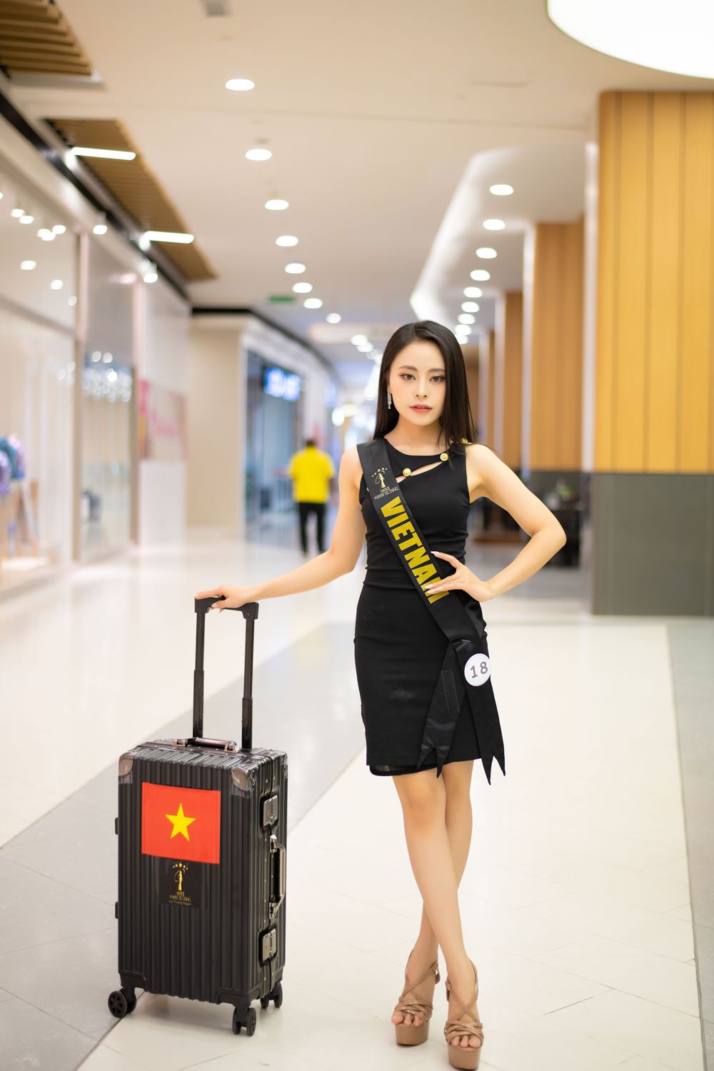 629.le-trang-ngan-dang-quang1