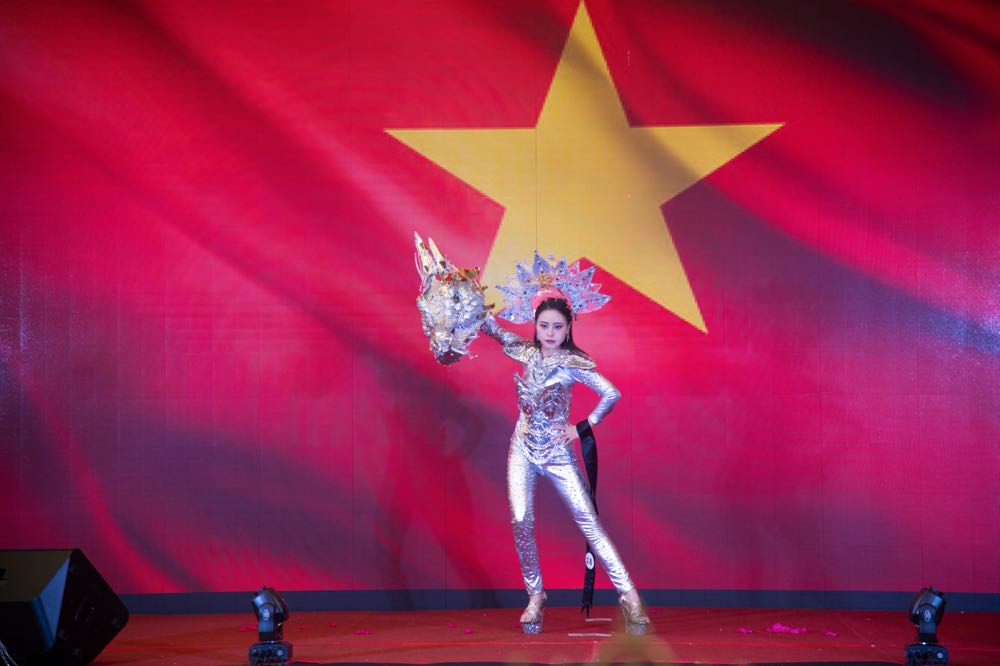 629.le-trang-ngan-dang-quang2