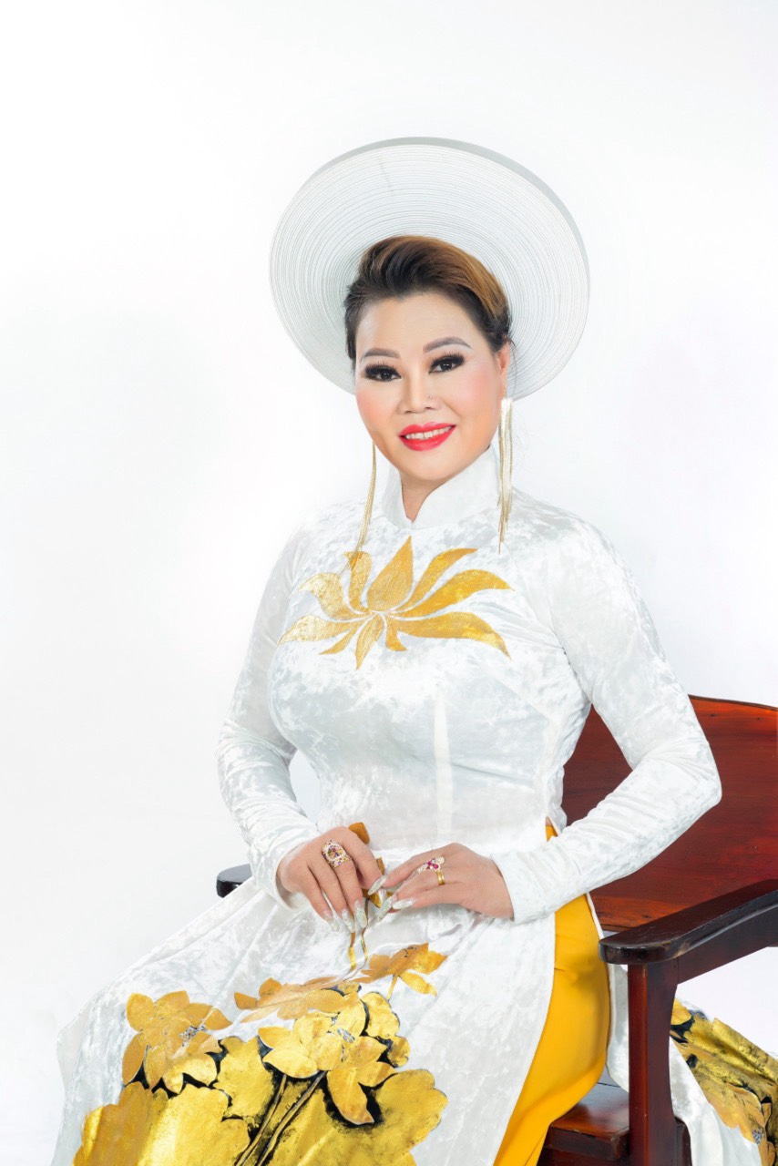 879.hoa-hau-ao-dai-quy-ba-viet-nam-20240