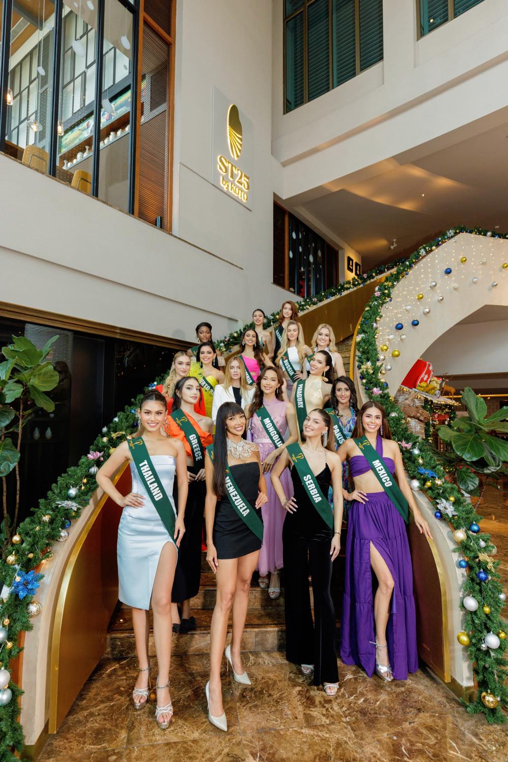 906.Miss-earth-20233