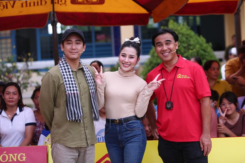945.hua-vi-van-spotlightvietnam2