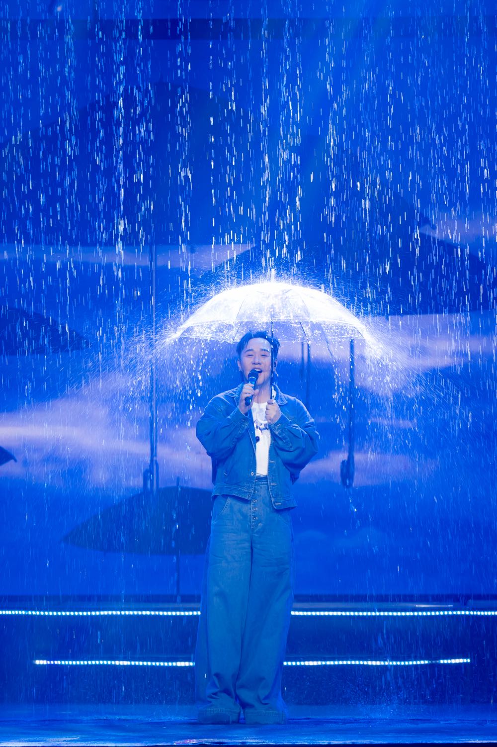 958.trung-quan-idol-concert0
