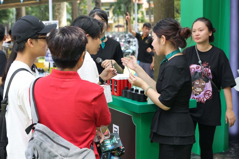 979.taste-of-saigon6