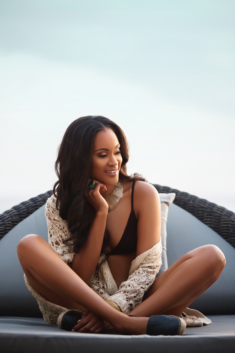 983.shontelle4
