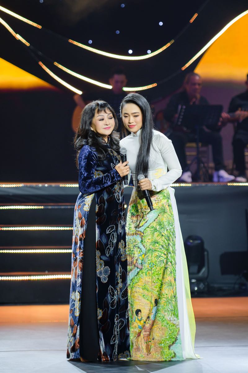 988.HUONG LAN - NHU Y 2