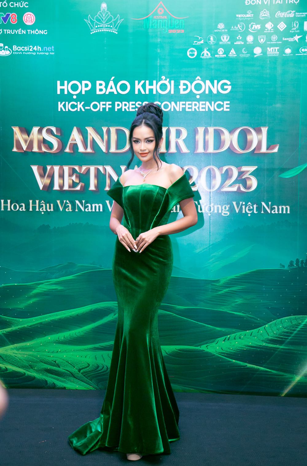 992.hoa-hau-than-tuong0