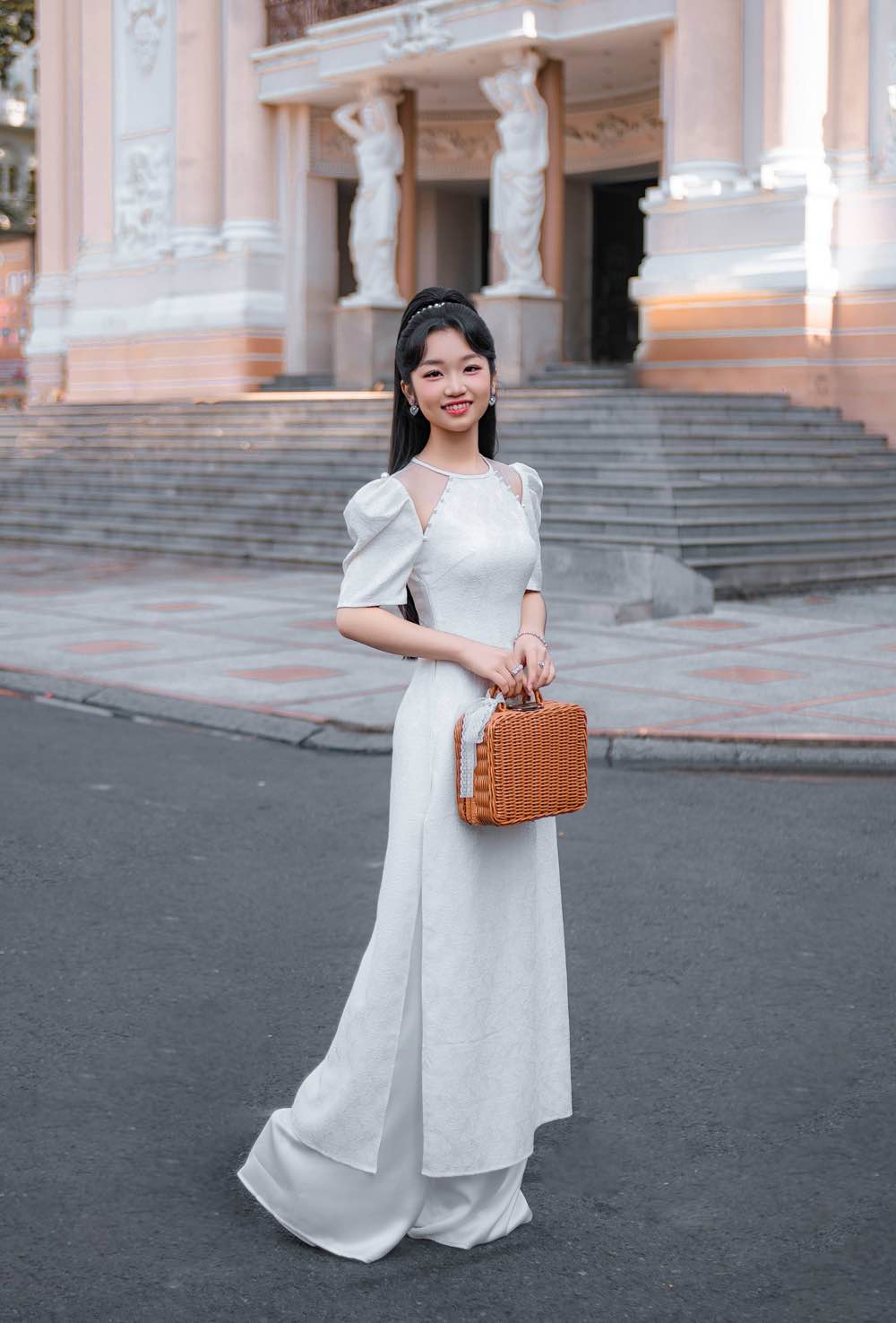 874.minh-thu-spotlight-vietnam5
