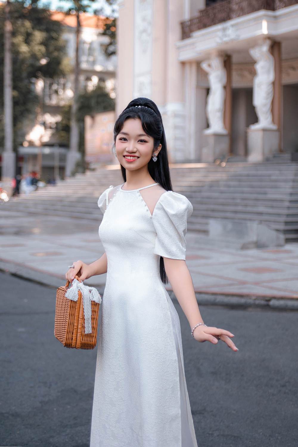 874.minh-thu-spotlight-vietnam7