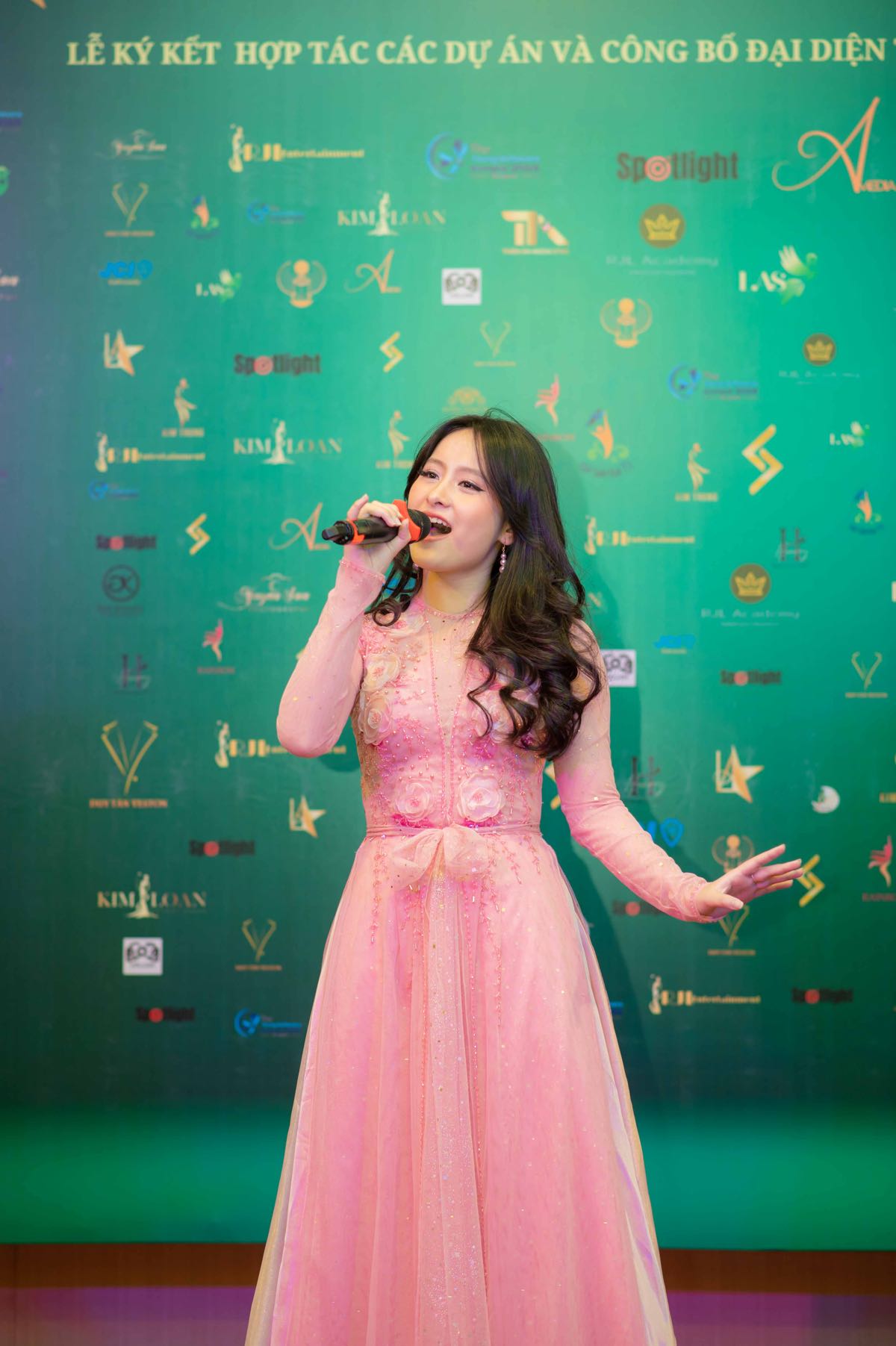 Truong-thao-vy