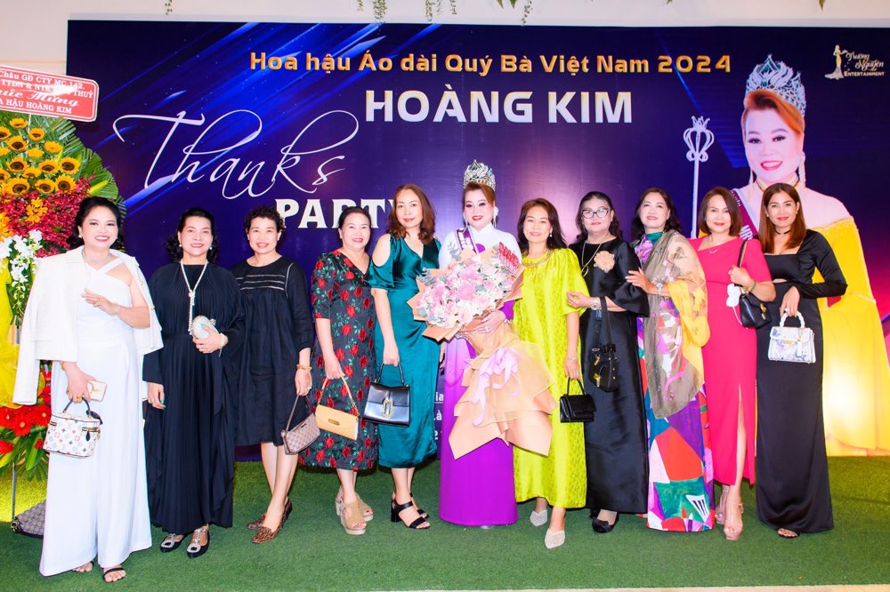 Hoa-hau-Ao-dai-Quy-ba-Vietnam-202416