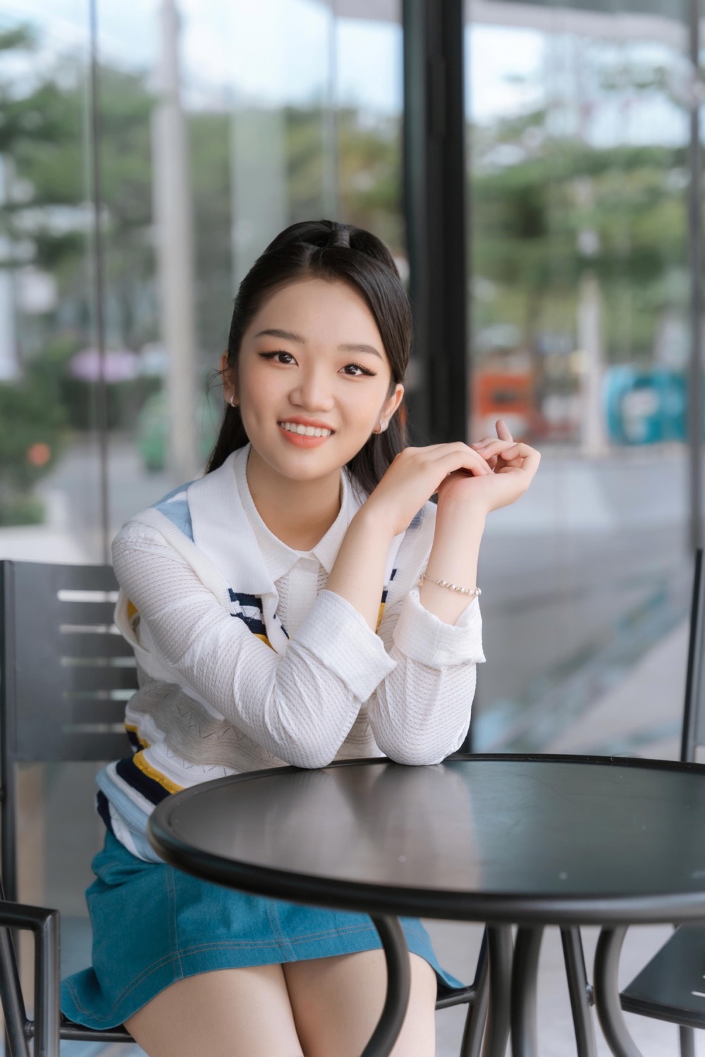 12.vo-thi-minh-thu6