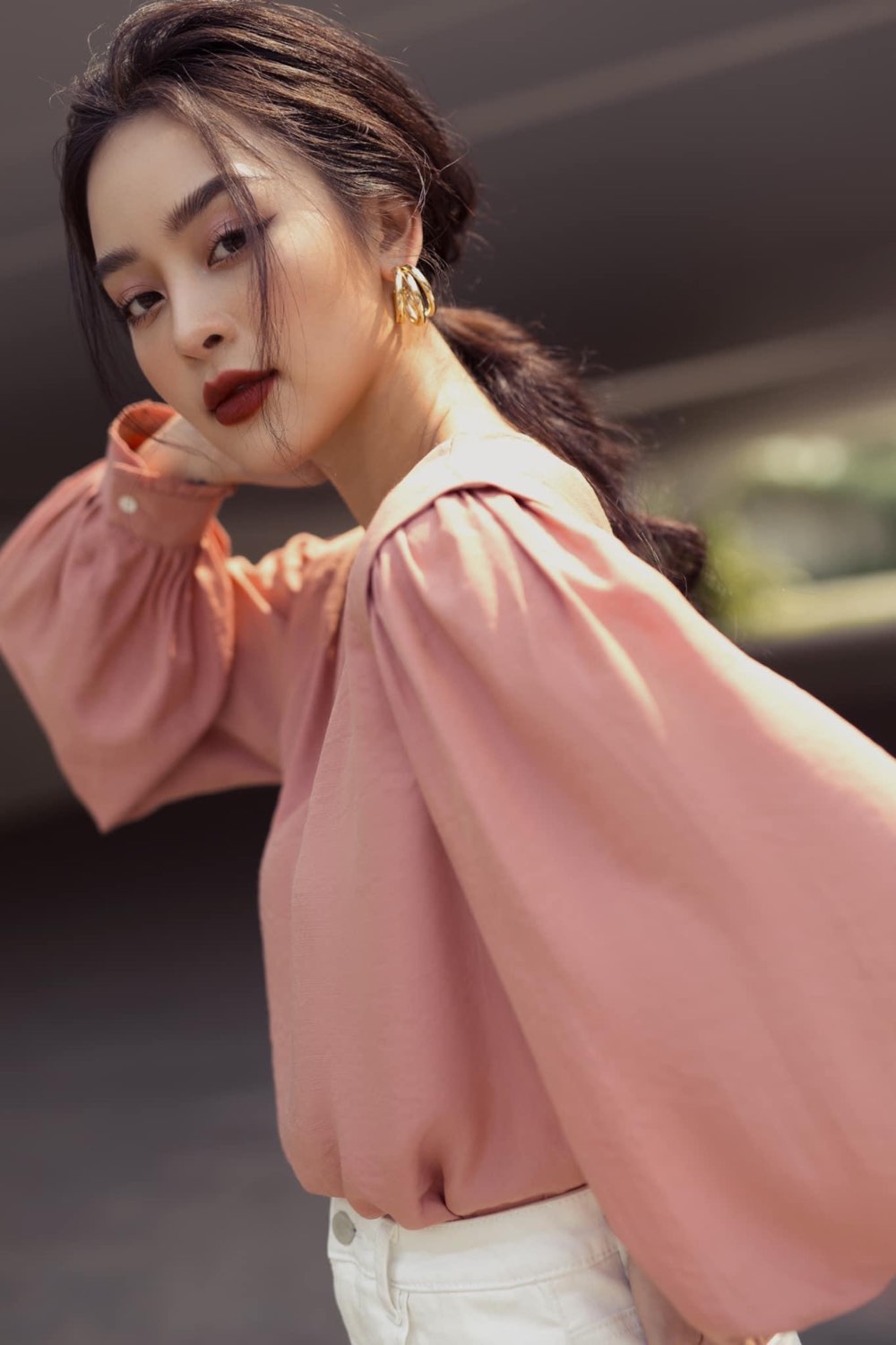 50.mai-chi-model8