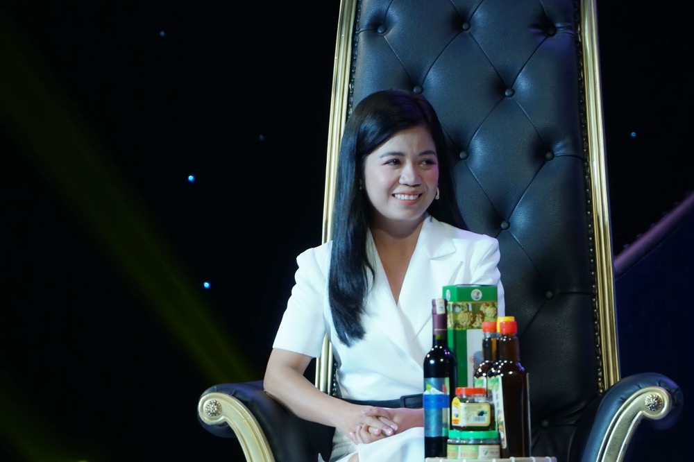 NONG DAN AU VUONG NGOC 2