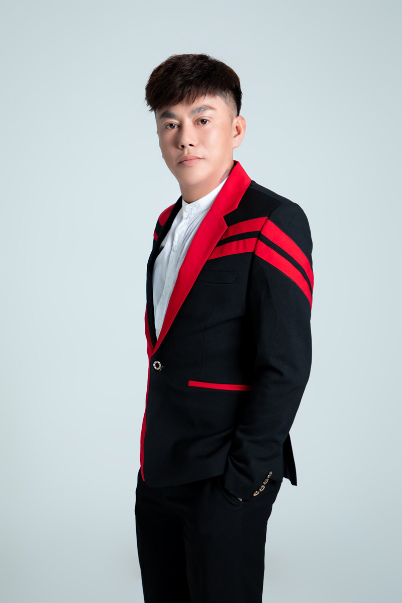 3b.f.ANH-TOMMY3