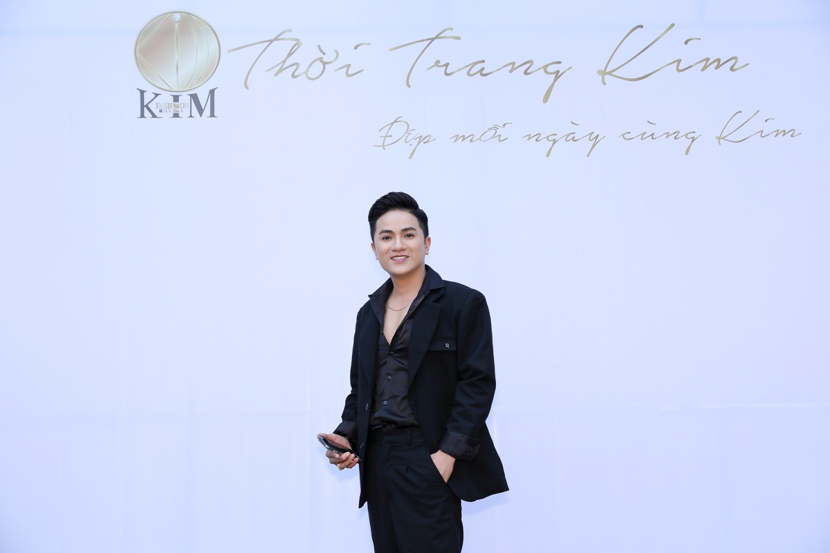 56.Ca si Khuu Huy Vu