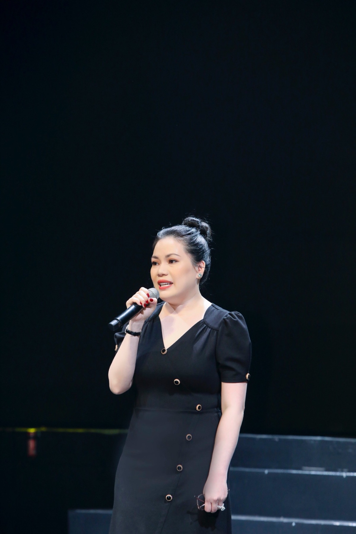 56.Tran Thuy Thuy Nga - CEO Thoi Trang Kim 3