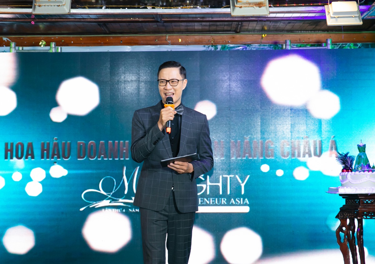 72.mc-anh-quan