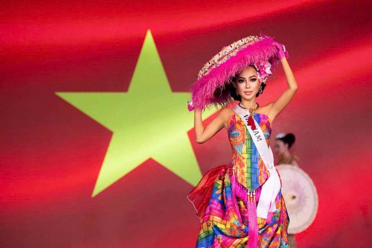 1z.226.mrs-tourism-queen-international-2026-truyen-thong-spotlight-viet-nam-6