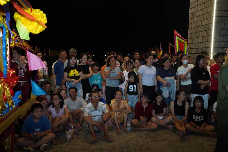 1z.700.long-hai-lung-linh-sac-bien-4-180