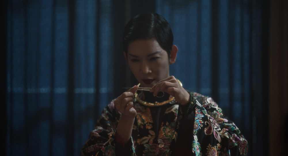 1z.840.xuan-lan-ngoc-trinh-tham-my-vien-am-phu-truyen-thong-spotlight-vietnam-3