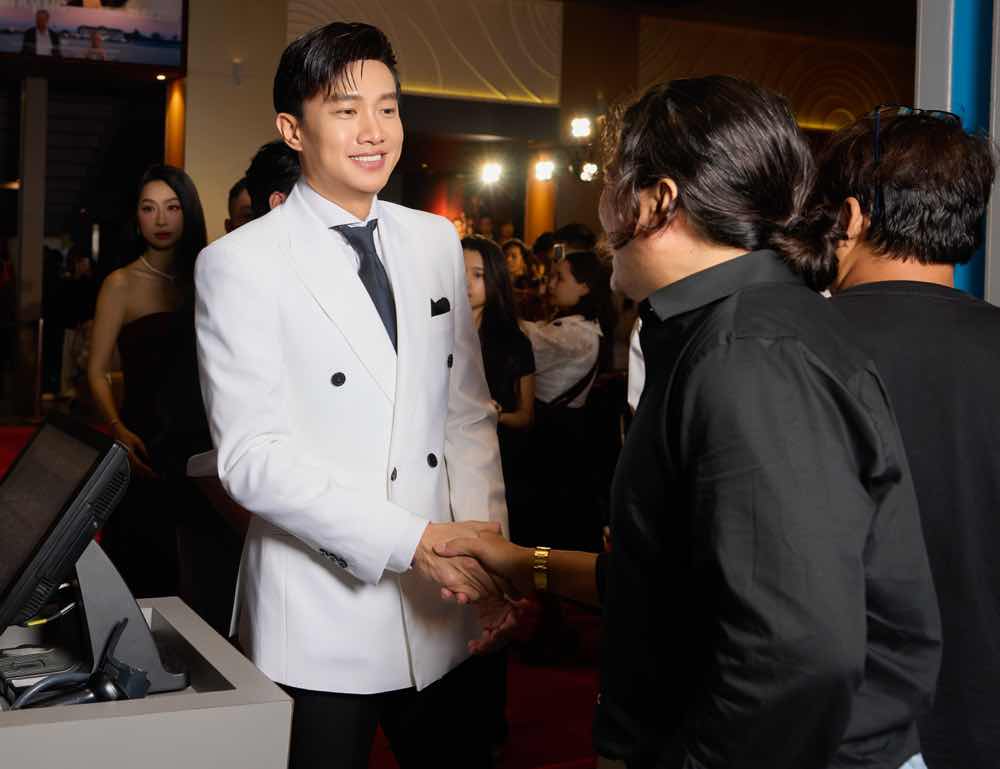 1z.872.quoc-truong-quoc-huy-quynh-thy-mot-thoi-ta-da-yeu-truyen-thong-spotlight-vietnam-5