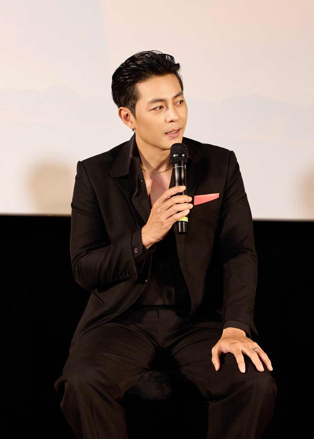 1z.872.quoc-truong-quoc-huy-quynh-thy-mot-thoi-ta-da-yeu-truyen-thong-spotlight-vietnam-56