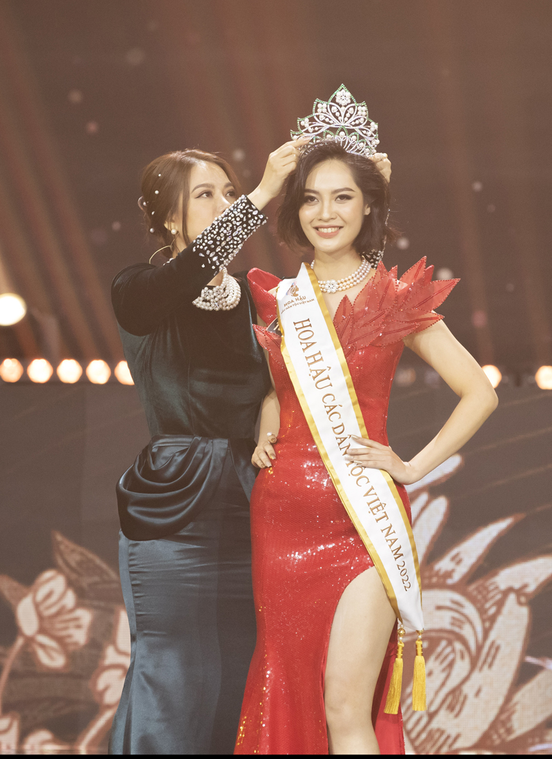 nong-thuy-hang2