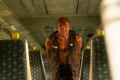 ALPHA ZOMBIE TRỞ LẠI TRONG PHI&Ecirc;N BẢN "CON NGƯỜI" HƠN TRONG 28 NĂM SAU: NG&Ocirc;I ĐỀN TỬ THẦN