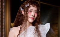 &ldquo;Ma nữ&rdquo; Diệp Bảo Ngọc chiếm spotlight tr&ecirc;n thảm đỏ &ldquo;L&agrave;m gi&agrave;u với ma&rdquo;