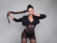 Hoa hậu Ho&agrave;n vũ 2020 Andrea Meza sexy với vẻ t&aacute;o bạo thường ng&agrave;y