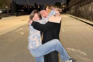 Tình bạn khăng khít giữa BamBam và Lisa: Gắn bó từ thuở thiếu thời đến đỉnh cao Kpop