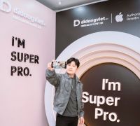 Nhạc sĩ Nguyễn Văn Chung tiết lộ l&yacute; do năm n&agrave;o cũng đổi iPhone mới ở Di Động Việt
