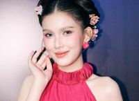 &Aacute; hậu Tr&aacute;i đất Linh Đan mở m&agrave;n ấn tượng cho BST &lsquo;Chốn Ấy&rsquo;  của Adrian Anh Tuấn tại Sa Pa