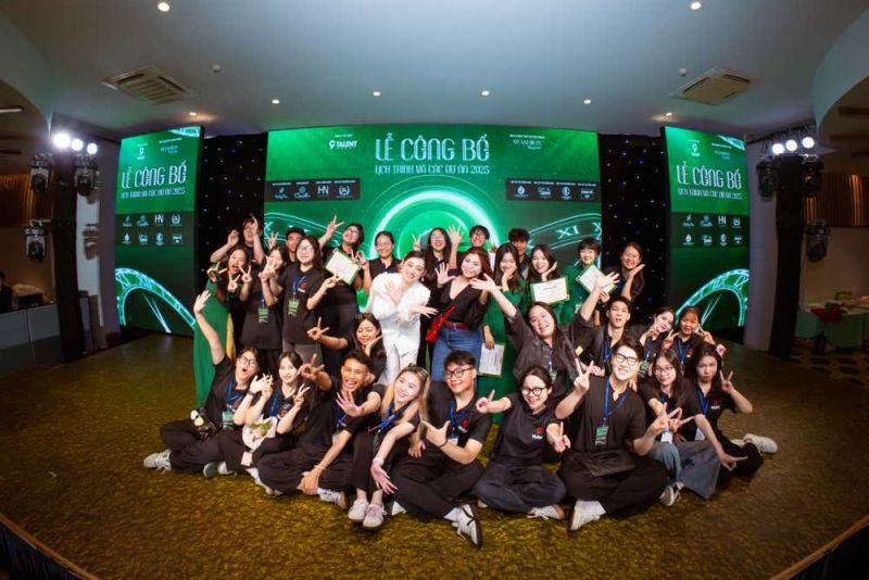CÔNG BỐ DỰ ÁN &amp; LỊCH TRÌNH SỰ KIỆN NĂM 2025 “9 Fashion Show” và “Vietnam Iconic Runway”