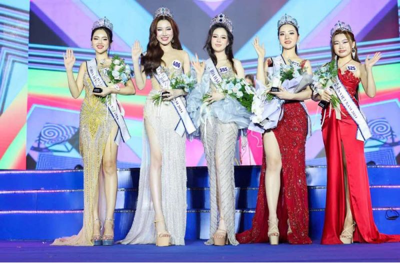 Hoài Linh đăng quang Hoa hậu biển Việt Nam 2024