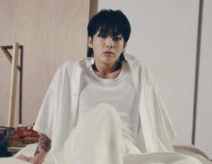 Jungkook (BTS) cảnh báo sẽ hành động pháp lý sau vụ đột nhập vào nhà riêng