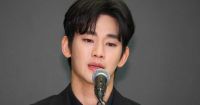 Gi&aacute;m đốc điều h&agrave;nh c&ocirc;ng ty quản l&yacute; Kim Soo Hyun bất ngờ từ chức trong l&uacute;c tranh chấp ph&aacute;p l&yacute; chưa ng&atilde; ngũ