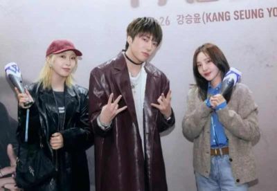 Sandara Park ủng hộ Minzy, hủy theo d&otilde;i Park Bom giữa tranh c&atilde;i