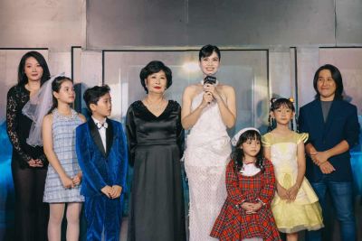 THẢM ĐỎ &ldquo;NH&Agrave; HAI CHỦ&rdquo;: D&Agrave;N SAO VIỆT ĐỔ BỘ, &Ecirc;-K&Iacute;P X&Uacute;C ĐỘNG V&Igrave; BỘ PHIM NHẬN ĐƯỢC SỰ CH&Agrave;O Đ&Oacute;N