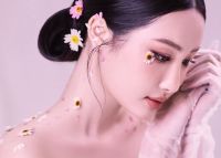 Sở hữu body đẹp kh&ocirc;ng t&igrave; vết, Nguyễn Ng&ocirc; Nhật Hạ được dự đo&aacute;n sẽ so&aacute;n ng&ocirc;i &lsquo;&rsquo;Nữ ho&agrave;ng nội y&rsquo;&rsquo;