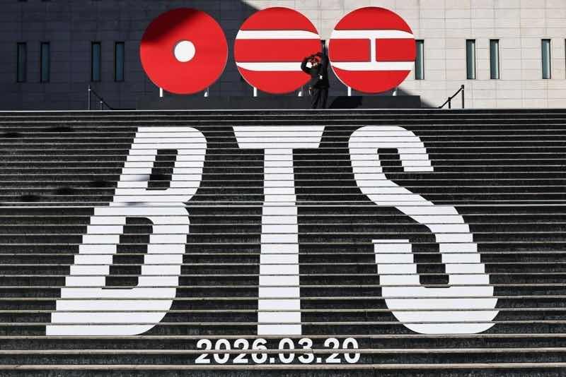 Seoul h&oacute;a nghệ thuật c&ugrave;ng BTS