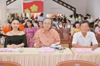 Cao Mỹ Kim l&agrave;m gi&aacute;m khảo v&ograve;ng chung kết Tiếng h&aacute;t người khuyết tật