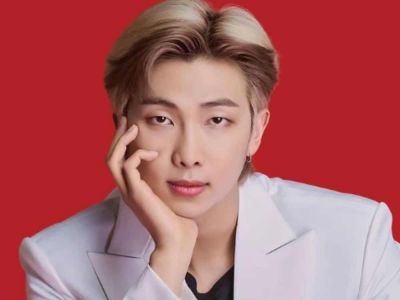 RM (BTS) xin lỗi
