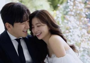 Lee Min Woo c&ocirc;ng bố ảnh cưới l&atilde;ng mạn c&ugrave;ng Lee A Mi