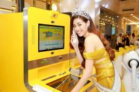 T&acirc;n Hoa hậu Ho&agrave;n Vũ 2019 Kh&aacute;nh V&acirc;n bất ngờ về giao dịch ng&acirc;n h&agrave;ng thực hiện bằng robot